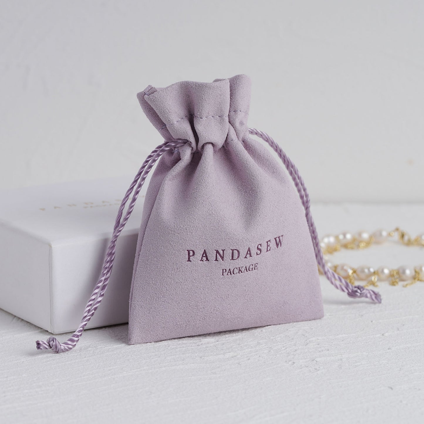 Light purple pouch, necklace bag